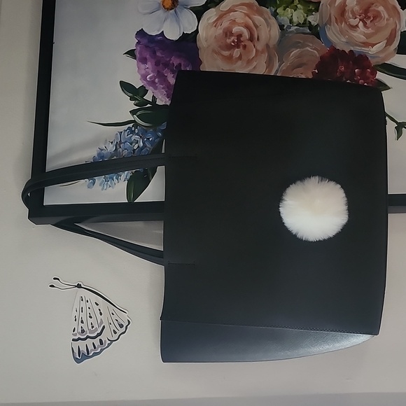 Kate Spade Rabbit Bunny Ears. - Picture 3 of 11